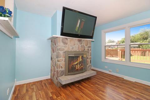 421 E Abe St, Plano, IL 60545 photo 8
