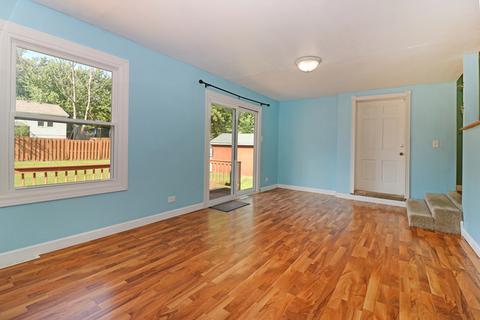 421 E Abe St, Plano, IL 60545 photo 9