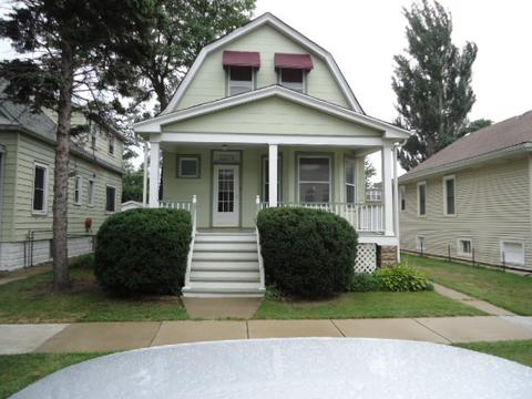 1237 Harvey Ave, Berwyn, IL 60402 photo 3