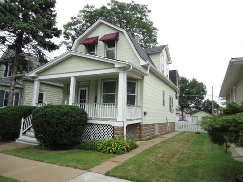1237 Harvey Ave, Berwyn, IL 60402 photo 1