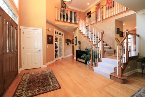 530 Clover Dr, Algonquin, IL 60102 photo 2
