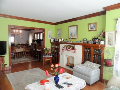 5336 W Wolfram St, Chicago, IL 60641 photo 4