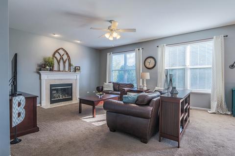 2550 Rourke Dr, Aurora, IL 60503 photo 8
