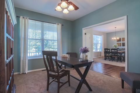 2550 Rourke Dr, Aurora, IL 60503 photo 4