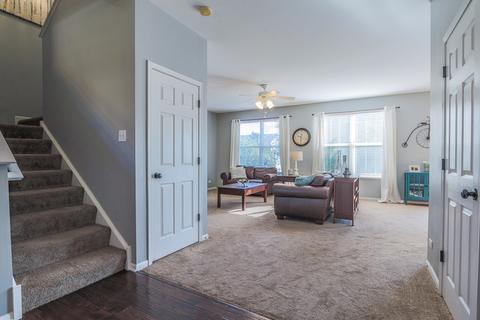 2550 Rourke Dr, Aurora, IL 60503 photo 7
