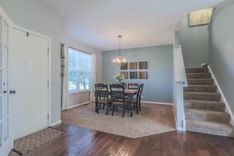 2550 Rourke Dr, Aurora, IL 60503 photo 5