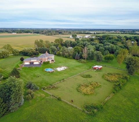 9211 Cantering Ln, Union, IL 60180 photo 2