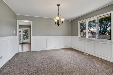 1872 183rd St, Lansing, IL 60438 photo 5