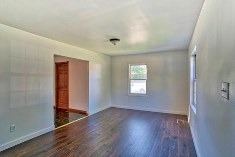 553 Cookane Ave, Elgin, IL 60120 photo 7