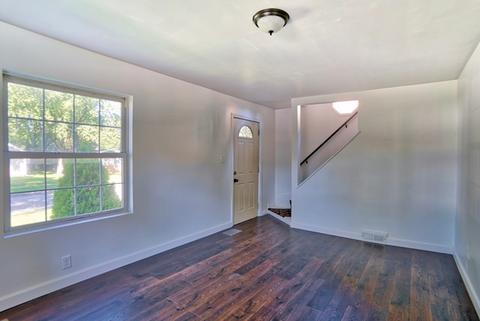 553 Cookane Ave, Elgin, IL 60120 photo 8