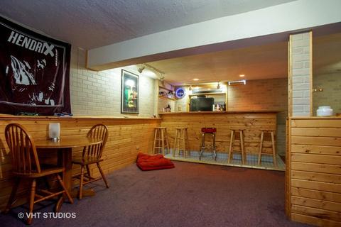 2058 Danbury Pl, Hoffman Estates, IL 60169 photo 7