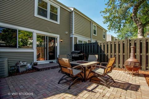 2058 Danbury Pl, Hoffman Estates, IL 60169 photo 10