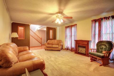 702 Orr St, Sidell, IL 61876 photo 8