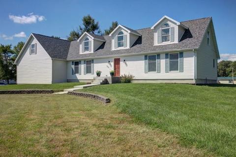 702 Orr St, Sidell, IL 61876 photo 5
