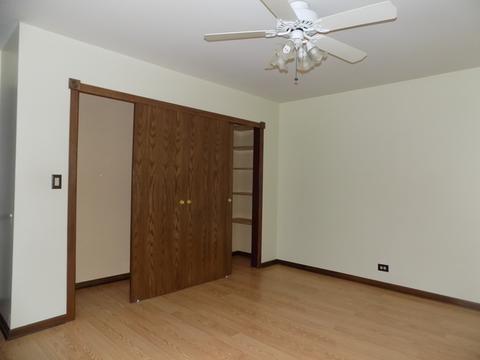 179 Cindy Ln, Wheeling, IL 60090 photo 10