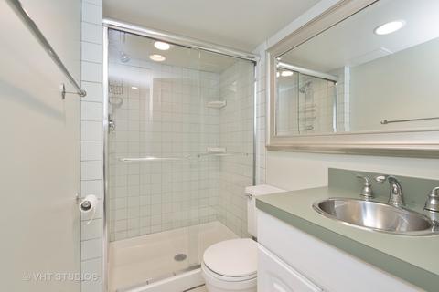 196 E St Charles Rd, Elmhurst, IL 60126 photo 13