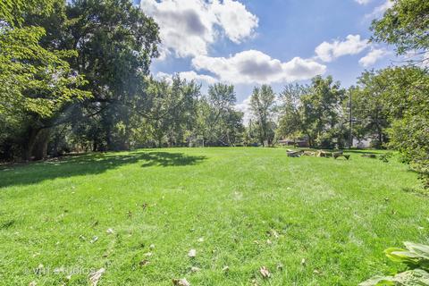 196 E St Charles Rd, Elmhurst, IL 60126 photo 17