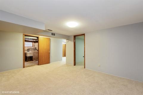 1419 E Lincoln Ave, Des Plaines, IL 60018 photo 22