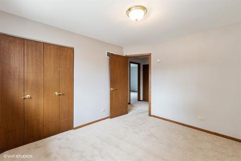 1419 E Lincoln Ave, Des Plaines, IL 60018 photo 17