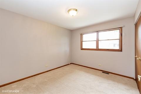 1419 E Lincoln Ave, Des Plaines, IL 60018 photo 16