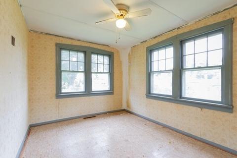 5107 Parkview Dr, Mccullom Lake, IL 60050 photo 23