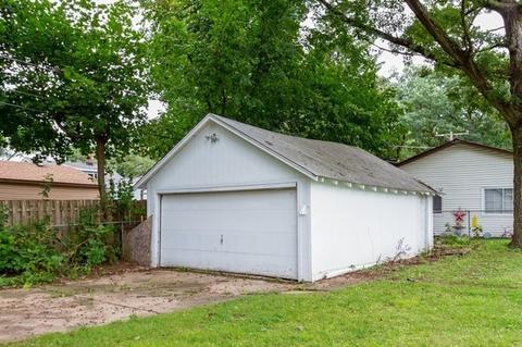 5107 Parkview Dr, Mccullom Lake, IL 60050 photo 7
