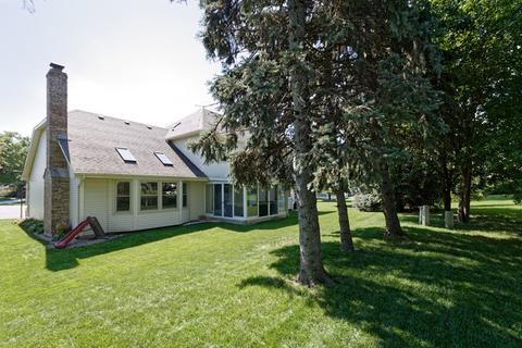 1727 Beloit Dr, Naperville, IL 60565 photo 24