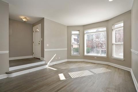 4152 S Berkeley Ave, Chicago, IL 60653 photo 2