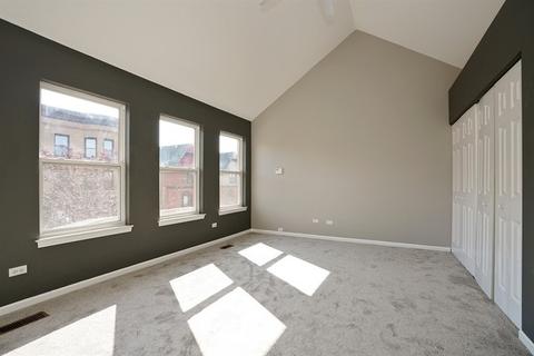 4152 S Berkeley Ave, Chicago, IL 60653 photo 8