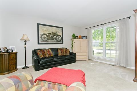 1911 Brier Glen Dr, Plainfield, IL 60586 photo 5