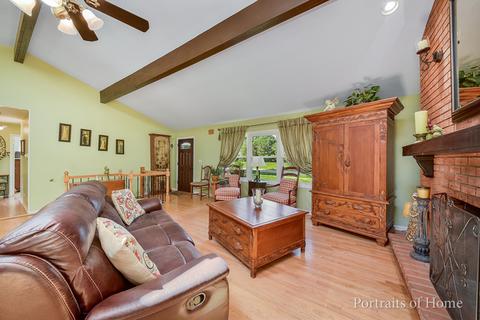 508 Pershing Ave, Wheaton, IL 60189 photo 9
