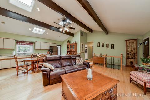 508 Pershing Ave, Wheaton, IL 60189 photo 5