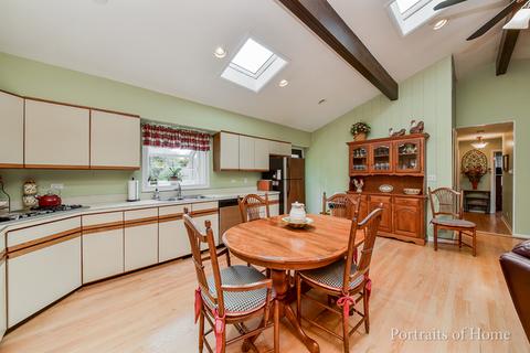 508 Pershing Ave, Wheaton, IL 60189 photo 11
