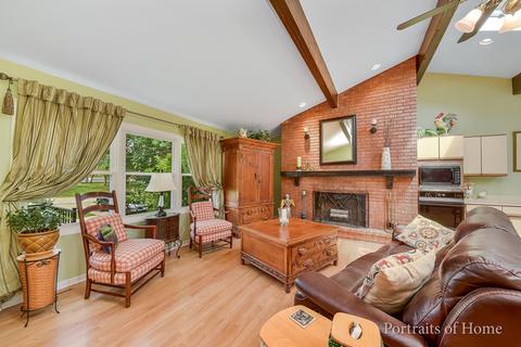 508 Pershing Ave, Wheaton, IL 60189 photo 4