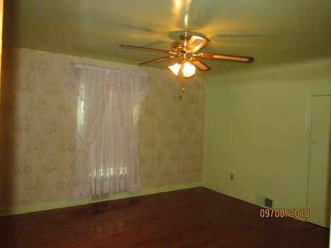 475 E Main St, Sheldon, IL 60966 photo 12