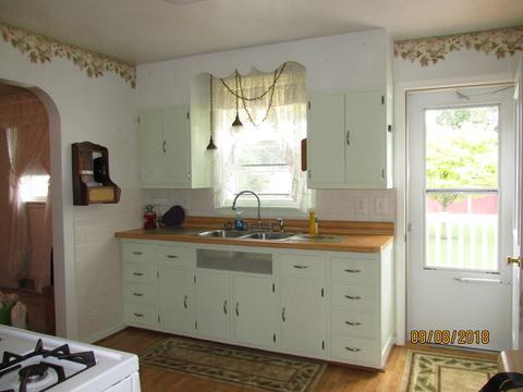 475 E Main St, Sheldon, IL 60966 photo 3
