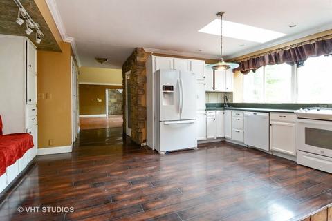 40 W863 Bowes Bend Dr, Elgin, IL 60124 photo 5