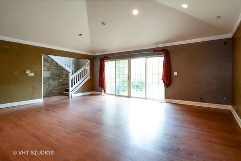 40 W863 Bowes Bend Dr, Elgin, IL 60124 photo 4