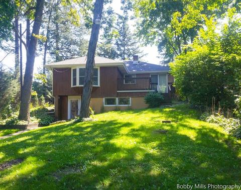 2117 Root Ln, Cary, IL 60013 photo 1