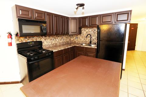 823 E 47th Pl, Chicago, IL 60615 photo 32