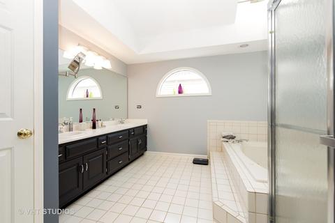 112 E Grantley Ave, Elmhurst, IL 60126 photo 10