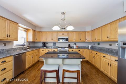 112 E Grantley Ave, Elmhurst, IL 60126 photo 5