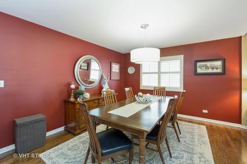 112 E Grantley Ave, Elmhurst, IL 60126 photo 4