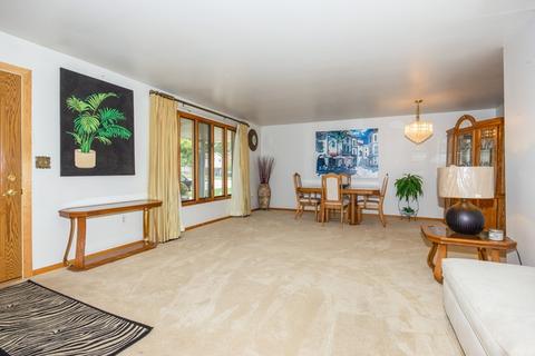 2110 W Grace St, Kankakee, IL 60901 photo 2