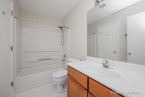 3900 Blackstone Dr, Aurora, IL 60504 photo 12