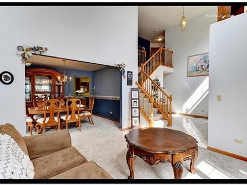 2013 Oakdale Estates Dr, Plainfield, IL 60586 photo 4