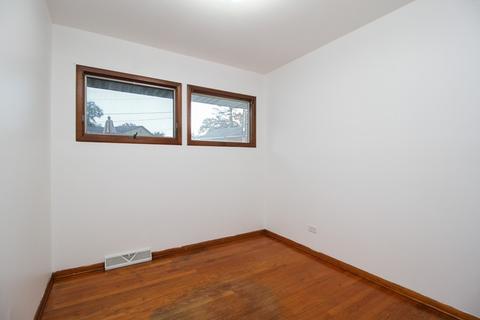 333 Dorsetshire Dr, Steger, IL 60475 photo 9
