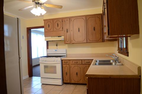 2842 Ridge Rd, Lansing, IL 60438 photo 4