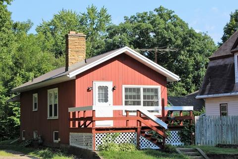 506 N Orange St, Morrison, IL 61270 photo 1