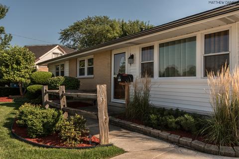 6901 Olympic Dr, Bridgeview, IL 60455 photo 3